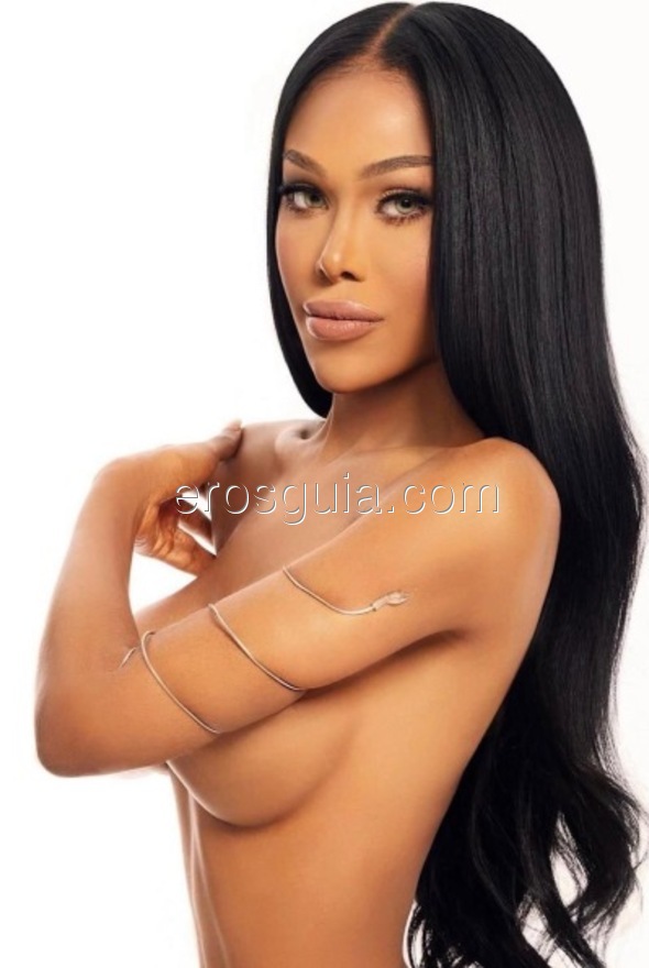 Asia, escort en marbella