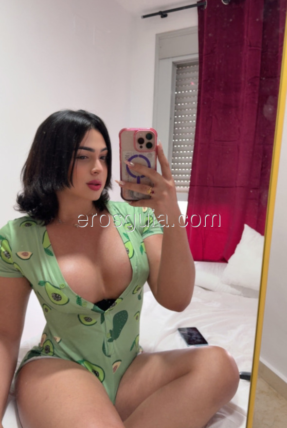 Andrea Doll , Colombiana