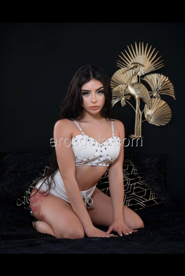 Yara , escort barcelona Española