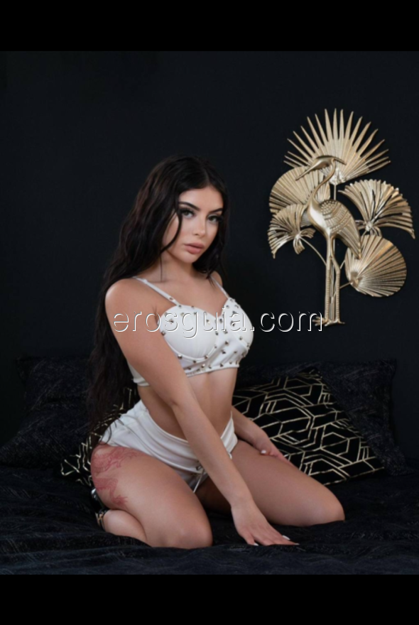 Yara , escort en barcelona Española