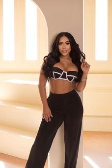 Adhara, escorts en barcelona Colombiana