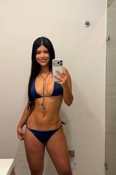Ana Isabel , Colombiana