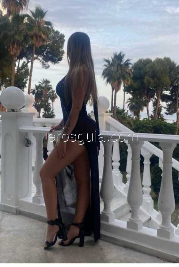 Valeria, Colombiana