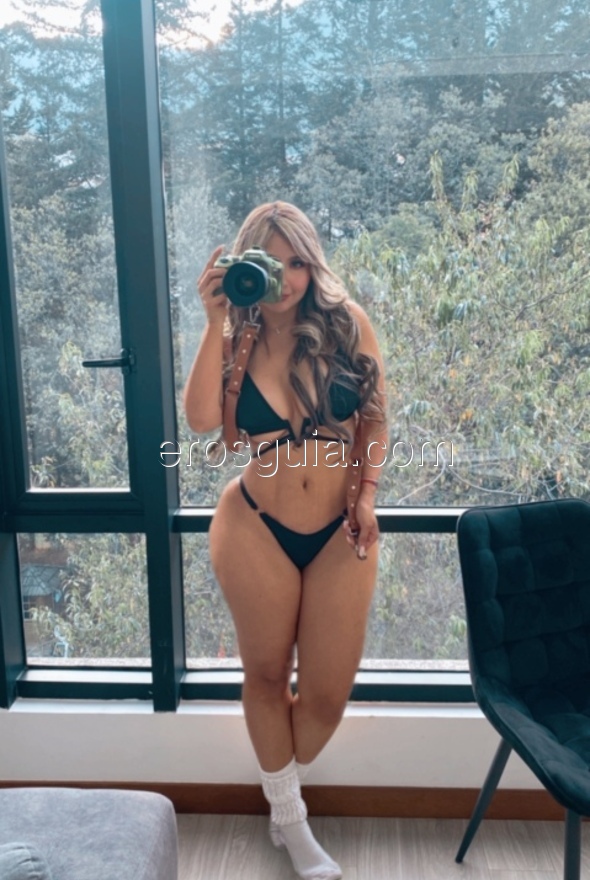 Laura, escort en marbella