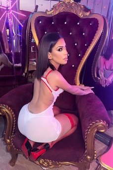 Mia, escort barcelona 