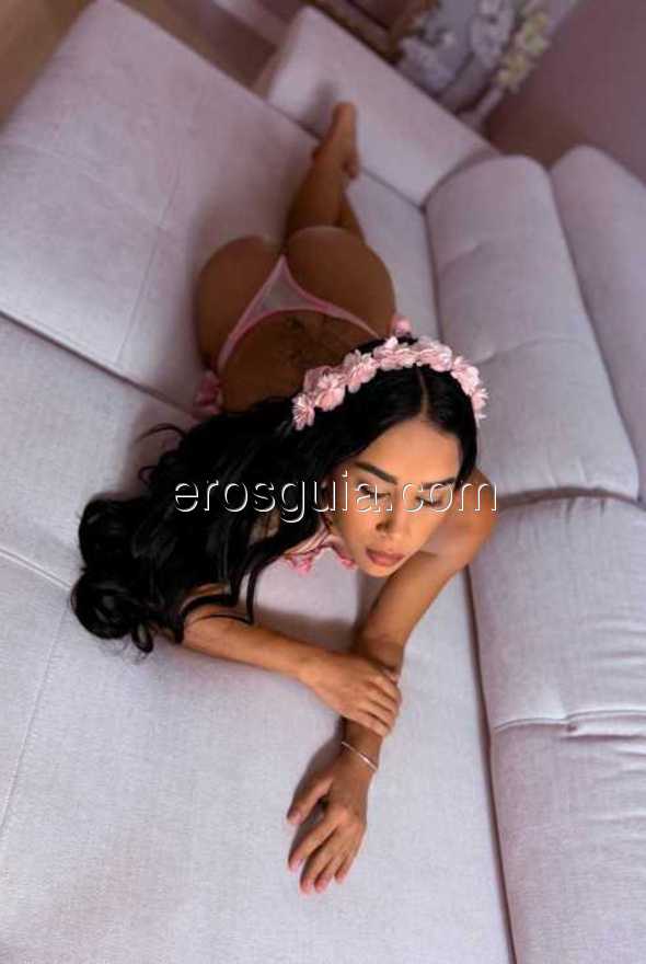 Mia 