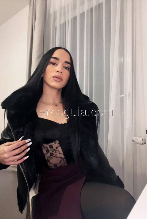Mia , escort girl à Barcelone