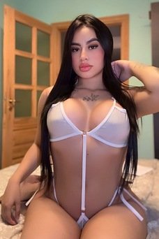 Chanel , escort en marbella Colombiana