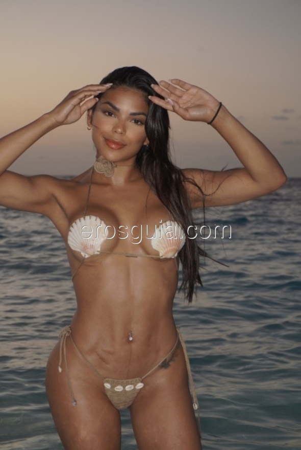 Sara, escort girl à Marbella