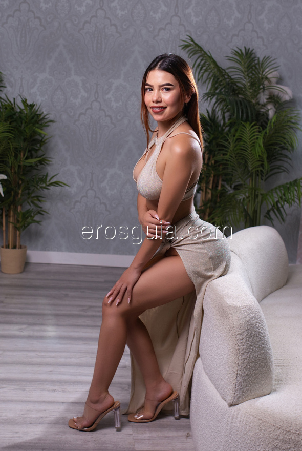 Iris, escort en barcelona Colombiana