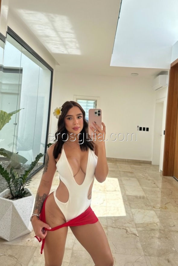 Lia , Colombiana
