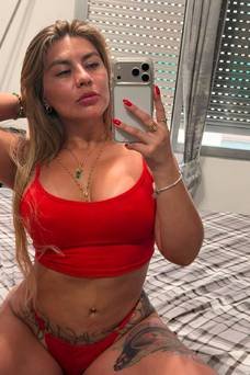 Mia, Colombiana