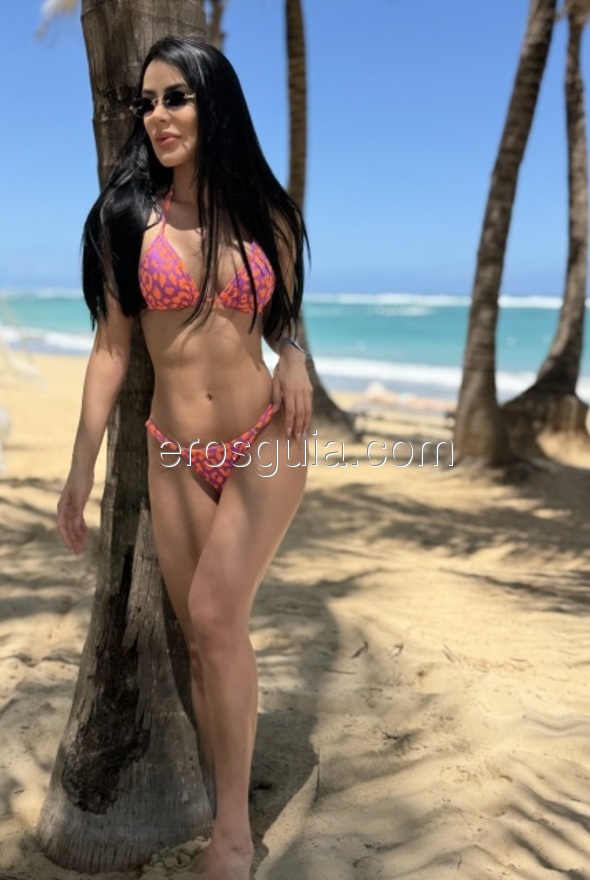 Lana , Brasileña
