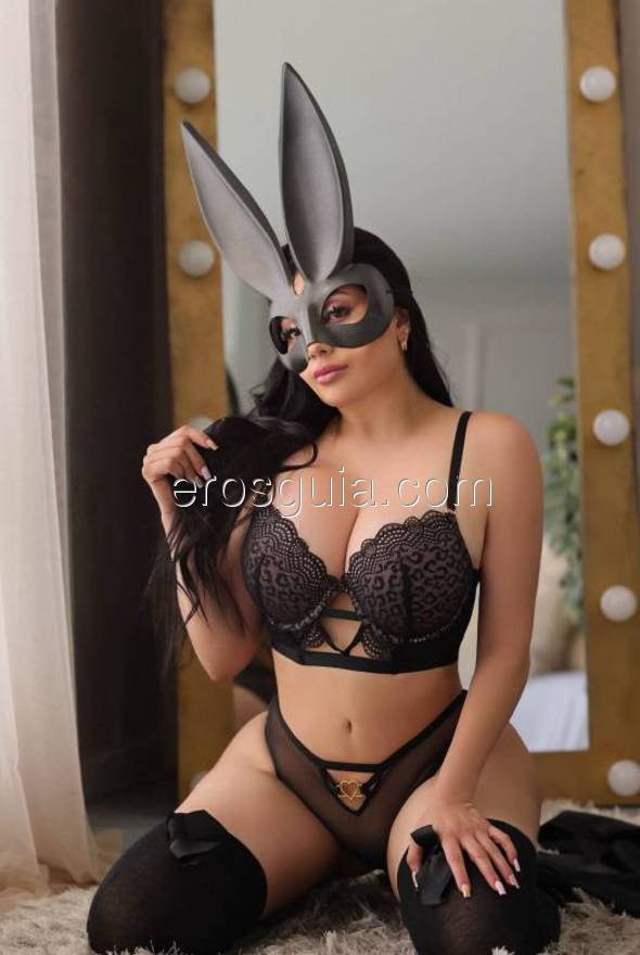 Mia, Colombienne
