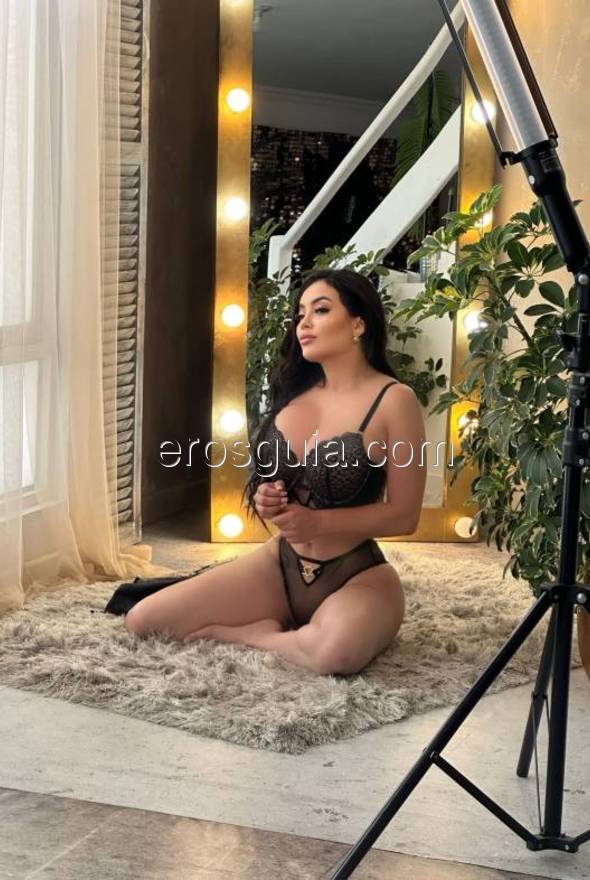 Mia, Colombienne