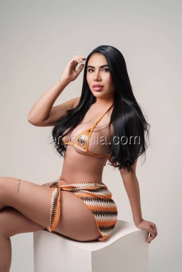 Laura, Colombiana