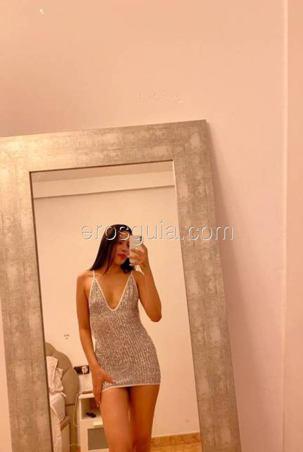 Mia, Colombiana