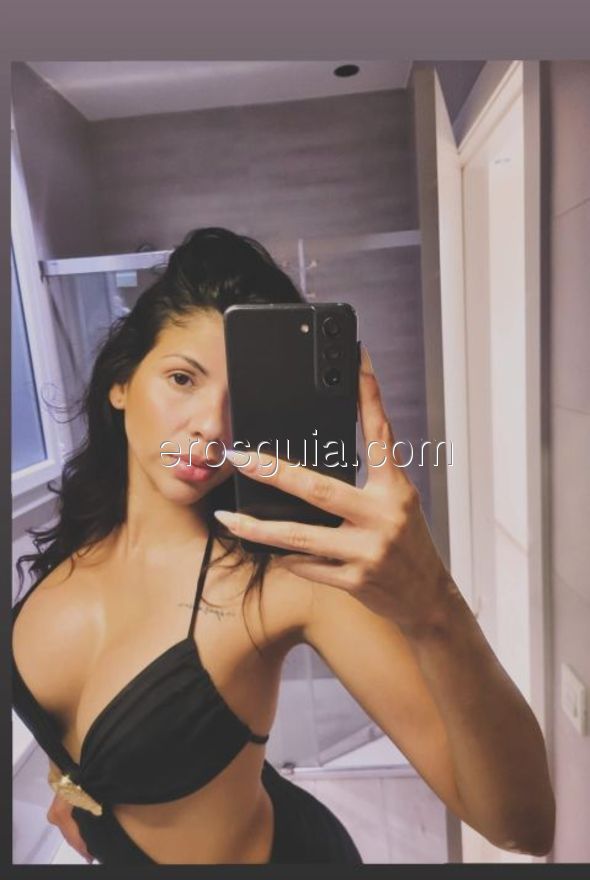 Asha, escort en barcelona