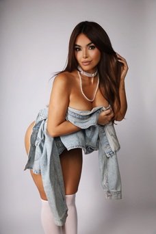 Vicky, escorts barcelona Brasileña