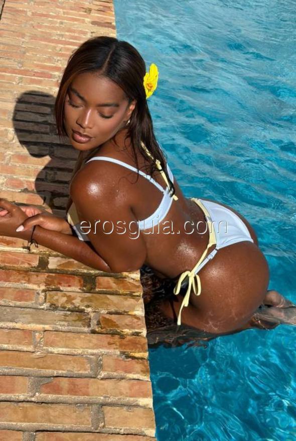 Eli , Venezolana