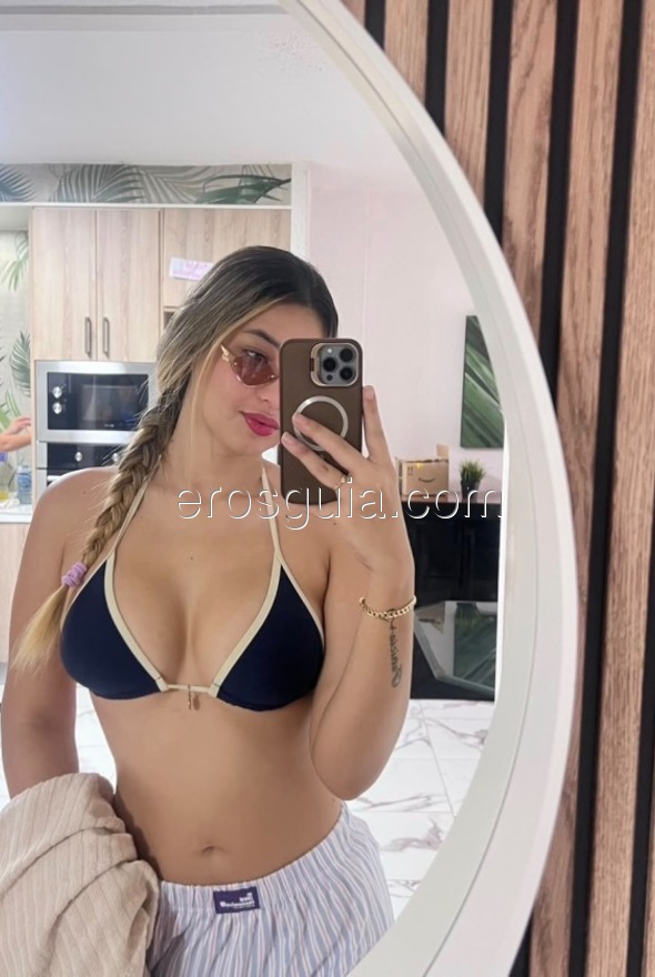 Caro , Colombiana
