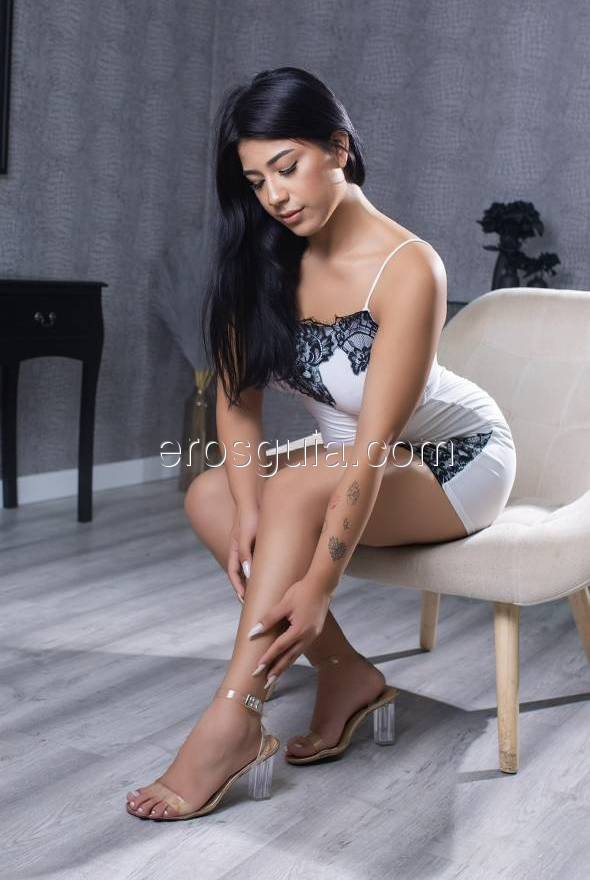 Luna, escort en barcelona