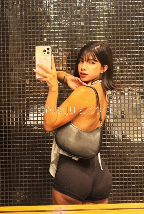 Mia