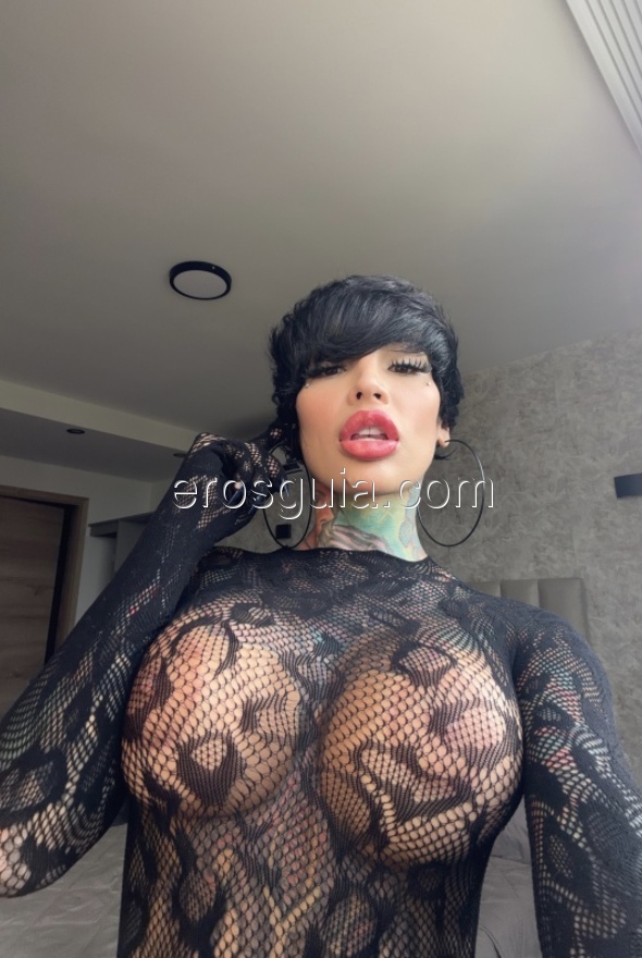 Megan, trans escort Madrid Colombian