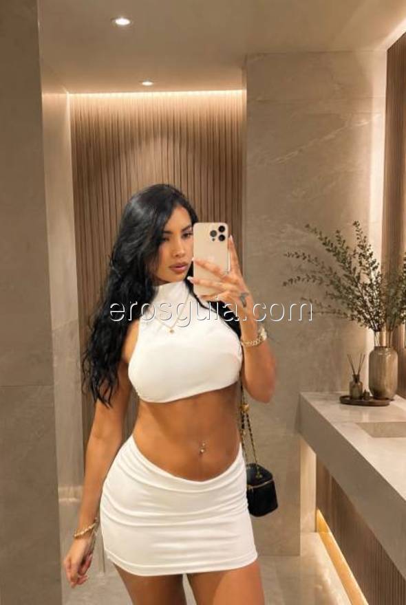 Aria, Barcelona escort Colombian