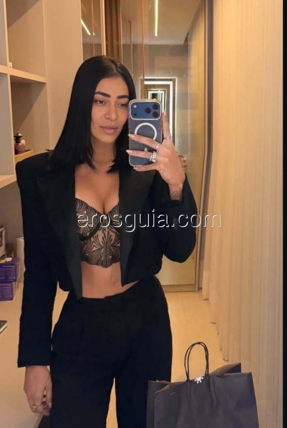 Rafaela , Brasileña